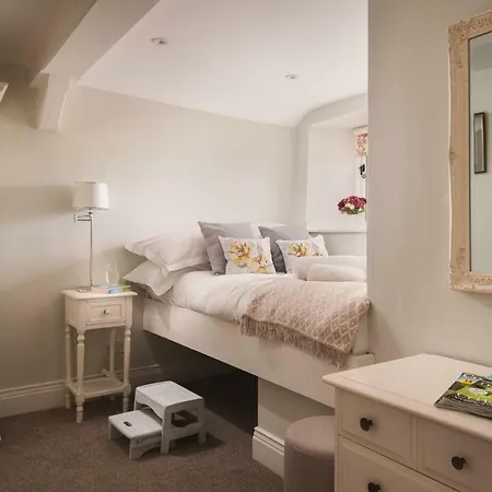Crow Hall - Character With Stunning Views * Reeth